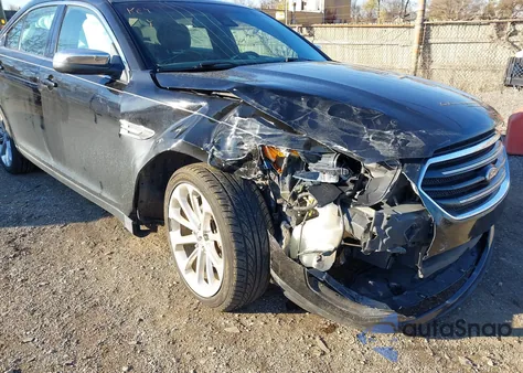 2018 Ford Taurus Limited из США, поврежденный, VIN 1FAHP2J89JG101051